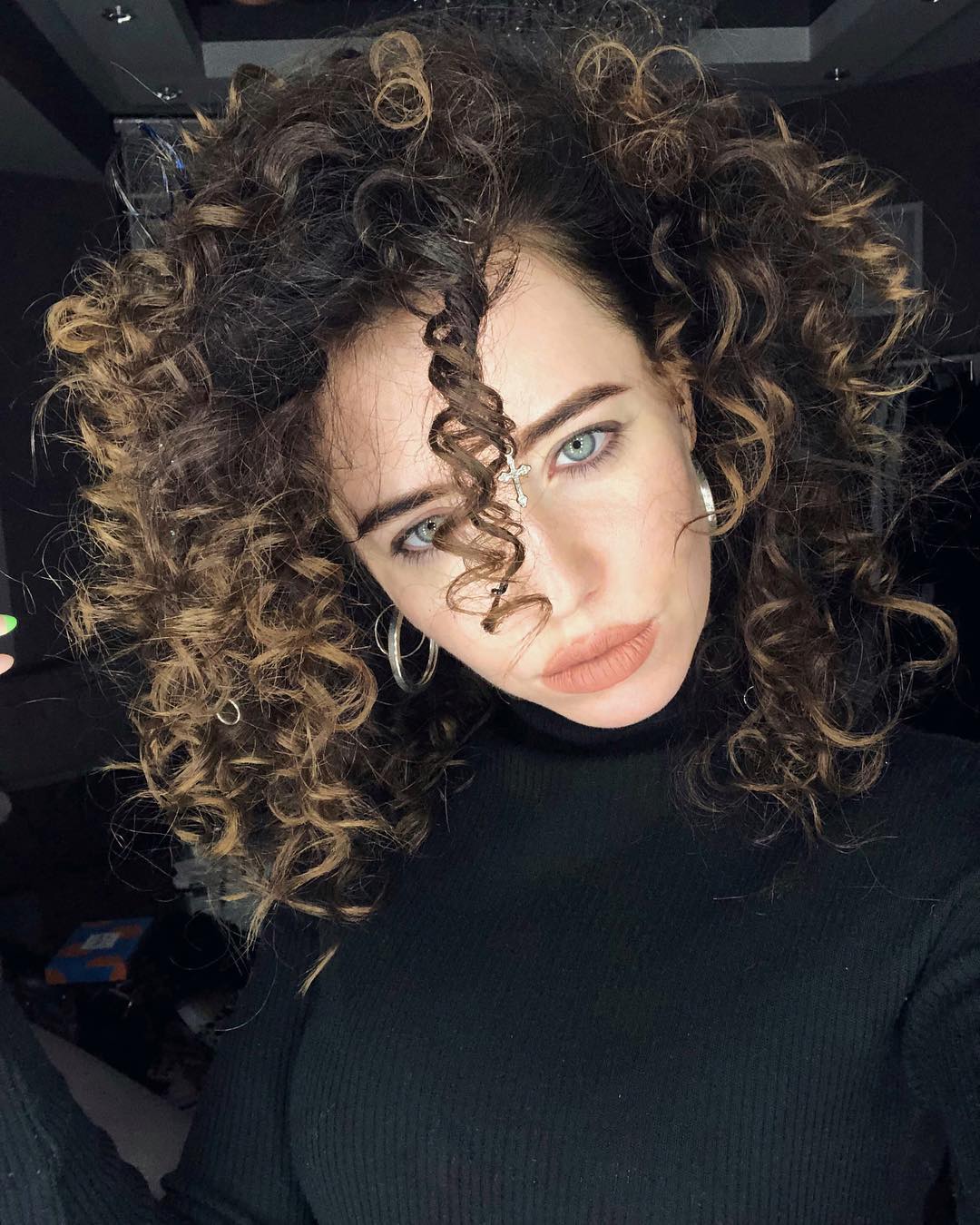 "Кучерява Сью": у мережі обговорюють нову зачіску Наді Дорофєєвої