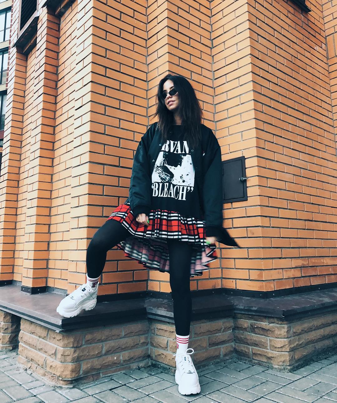 Стильная пацанка: выбираем лучший бунтарский образ Дорофеевой