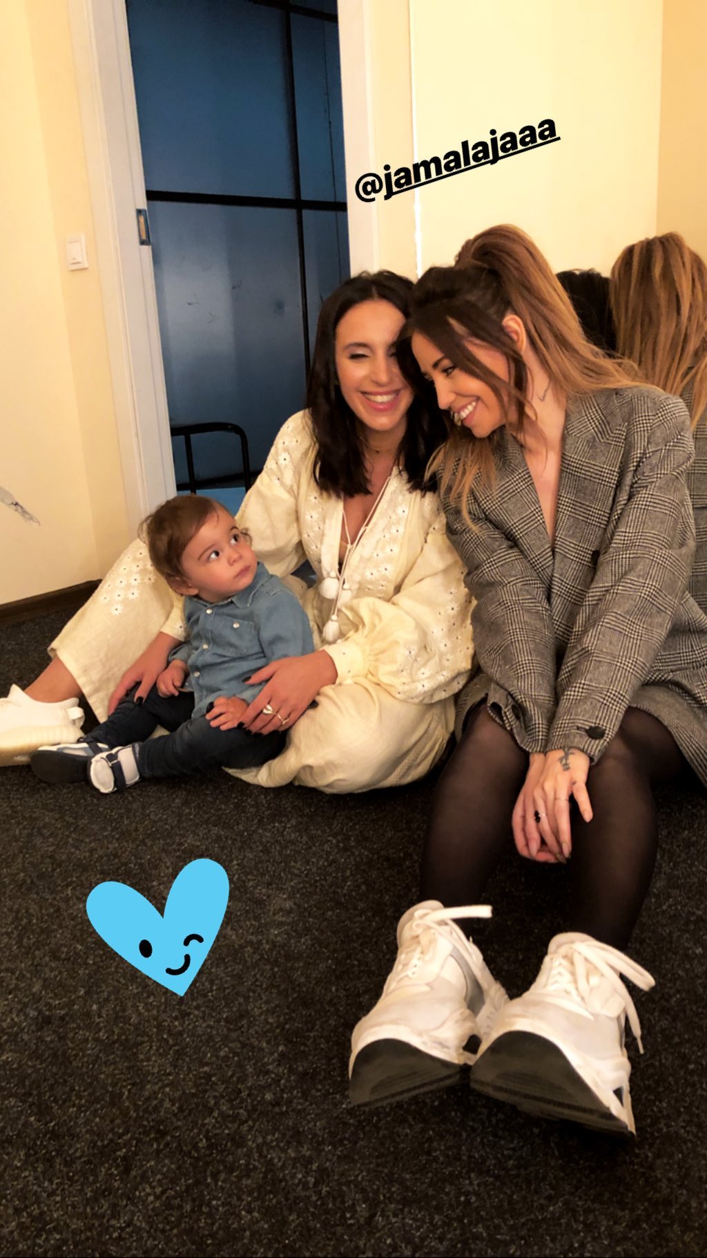 "Команда Емір-Рахмана": Надя Дорофєєва зворушила фото з синочком Джамали