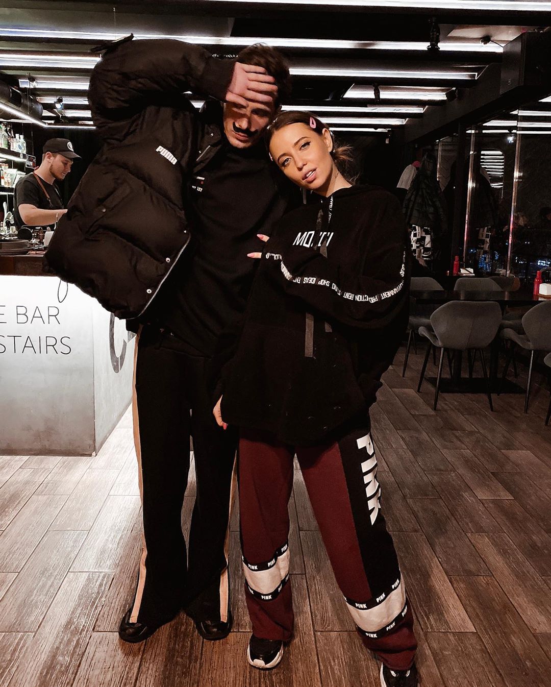 А ей идет: Надя Дорофеева неожиданно "отрастила" усы (фото)