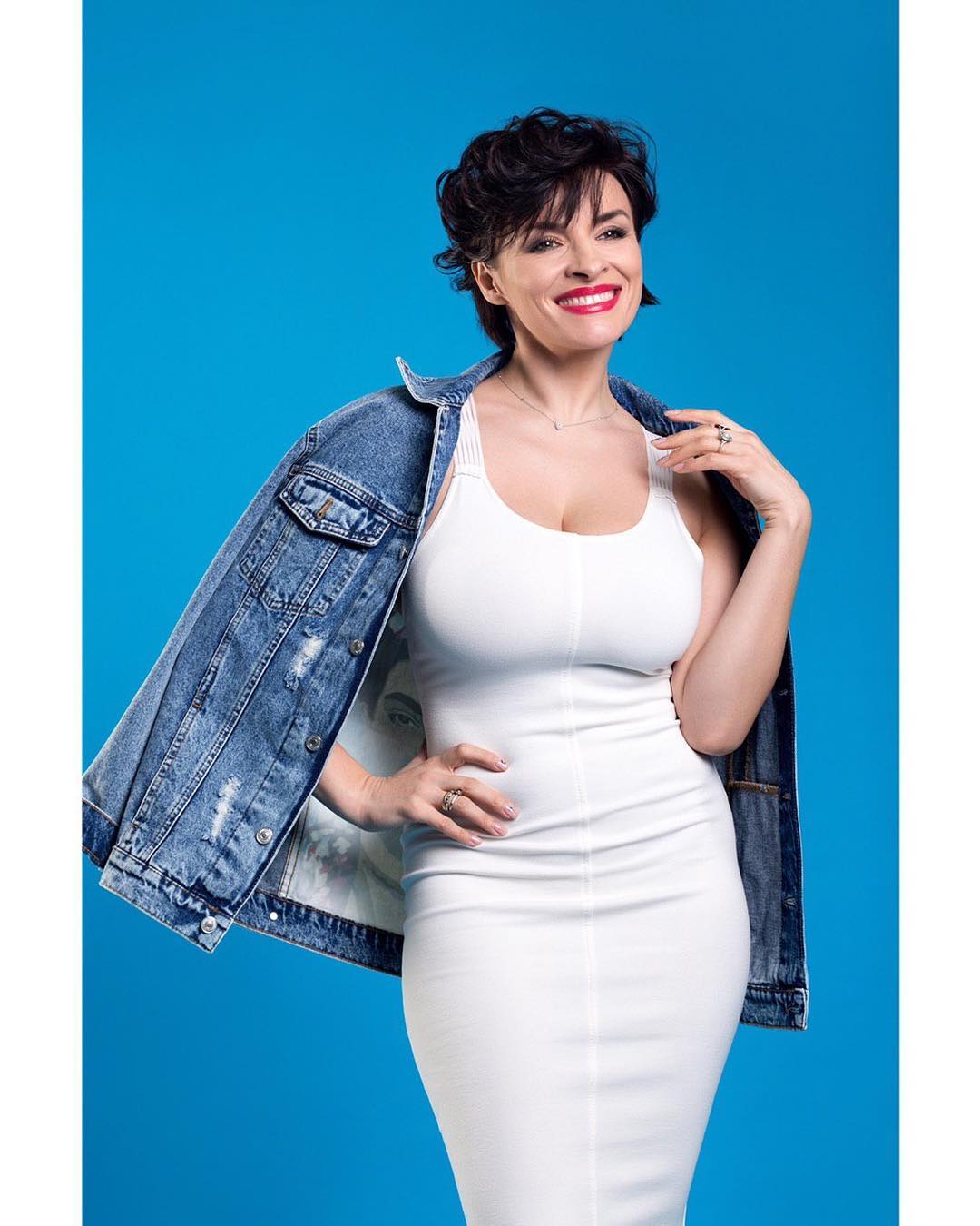 Весняний настрій: Надія Мейхер підкорила ефектним образом