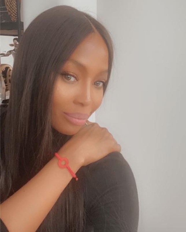 Секрет молодості розкрито: 50-річна Наомі Кемпбелл розповіла, як доглядає за шкірою