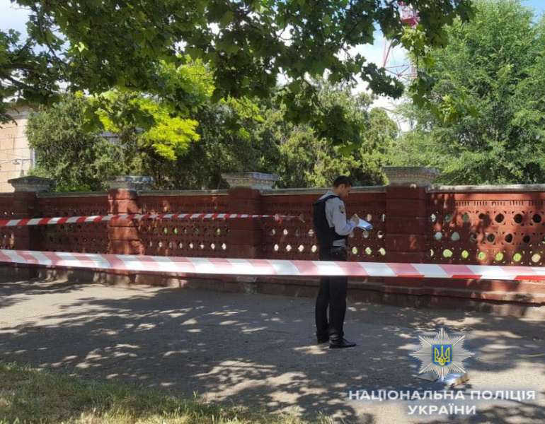 В Одессе неизвестные напали с ножом на активиста Устименко