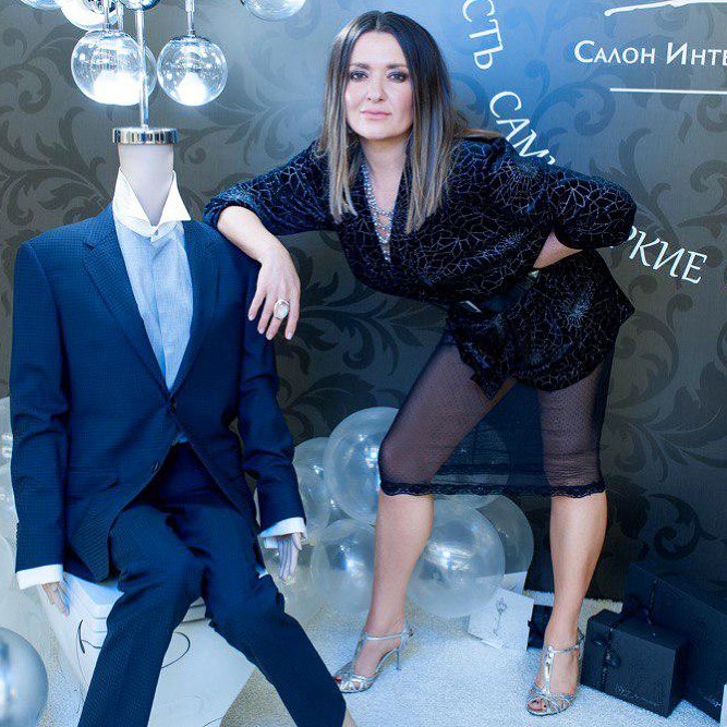 Наталя Могилевська в прозорій спідниці розкрила секрет гармонійних відносин з чоловіками