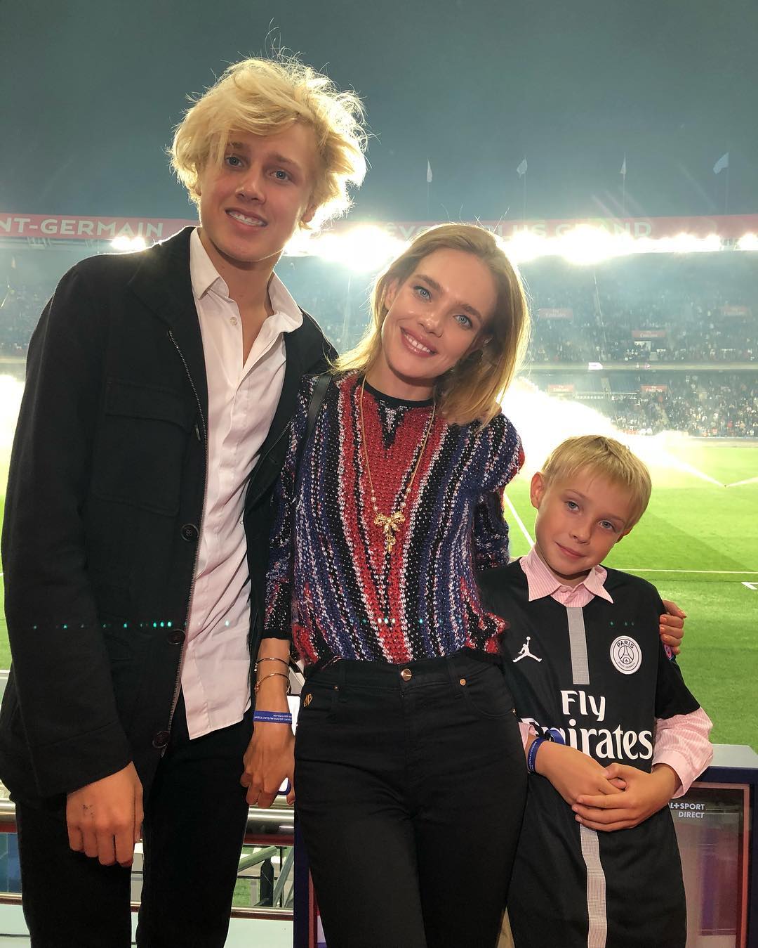 Просто краса: Наталія Водянова умилила стильним вбранням і домашнім улюбленцем