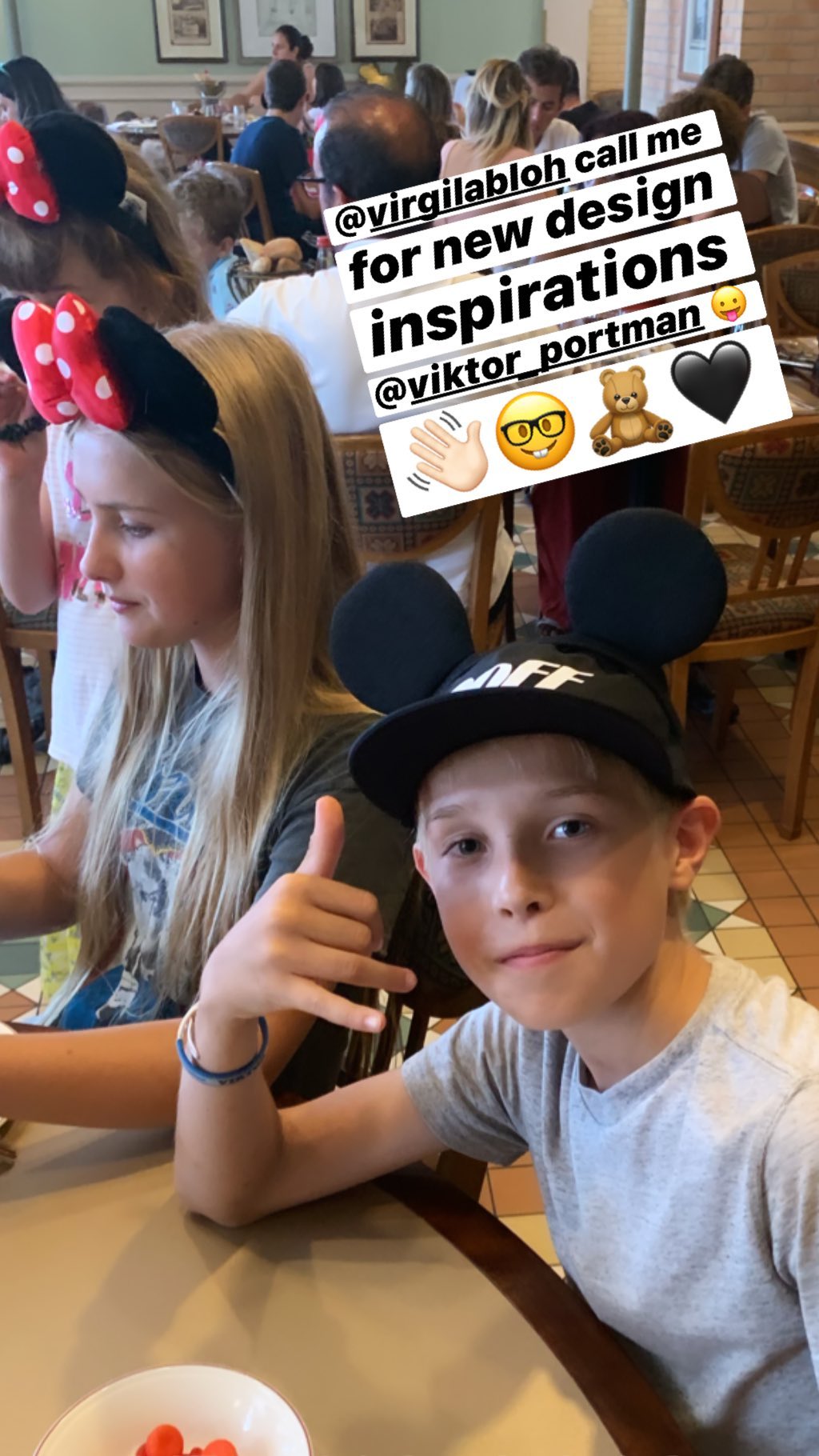 В дерзком мини и кроссовках: Наталья Водянова блеснула стройными ногами и тонкой талией