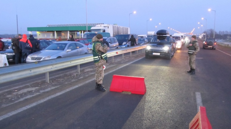 На границе с Польшей начат эксперимент по ускоренному пропуску авто, - Госпогранслужба