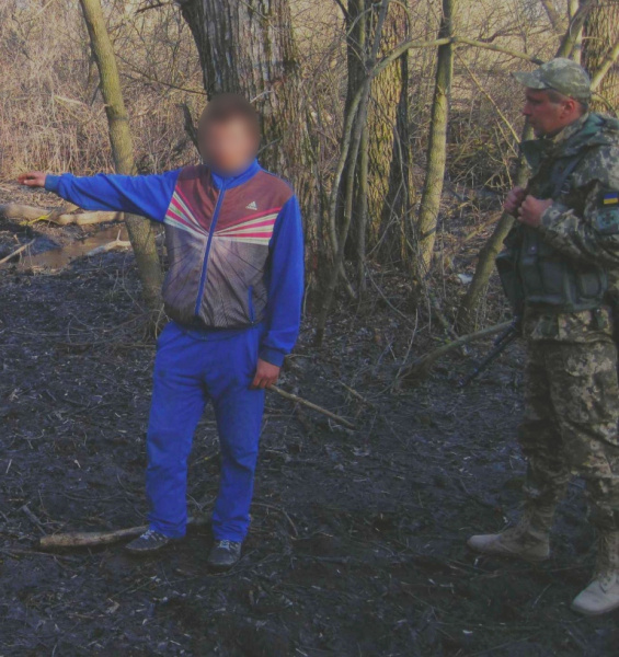 Прикордонники затримали двох азербайджанців на кордоні з Росією