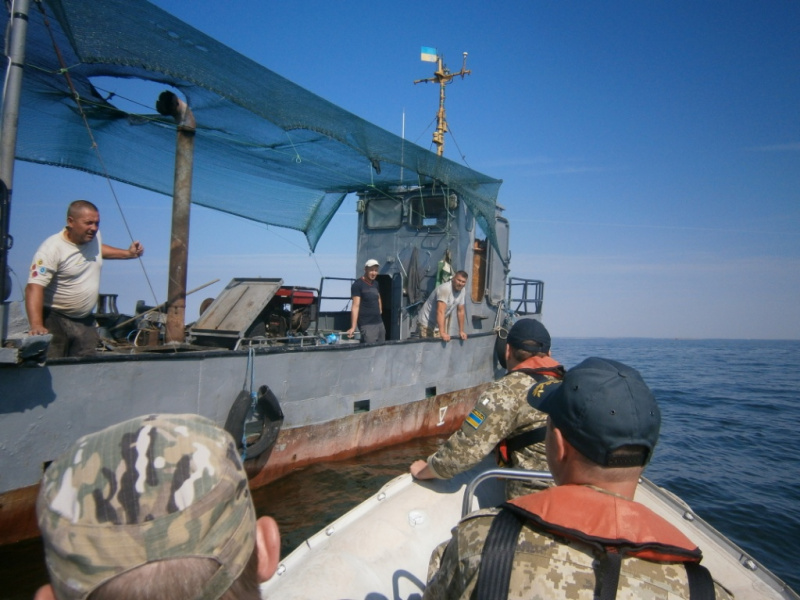 Біля морського кордону України за тиждень зафіксували 43 іноземні судна