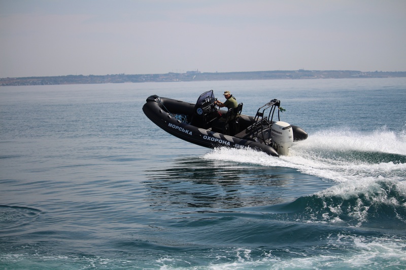 Військові навчання &quot;Сі Бриз 2018&quot;: прикордонники відпрацювали стрибки у воду без парашуту