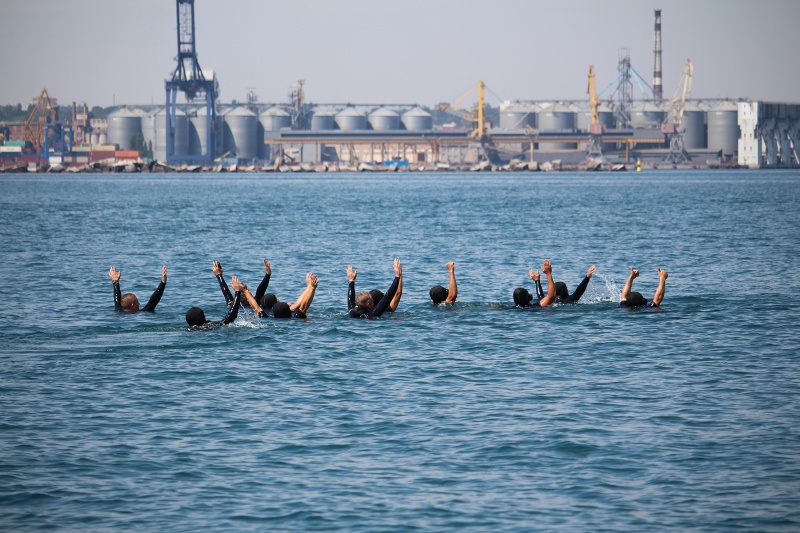 Військові навчання &quot;Сі Бриз 2018&quot;: прикордонники відпрацювали стрибки у воду без парашуту