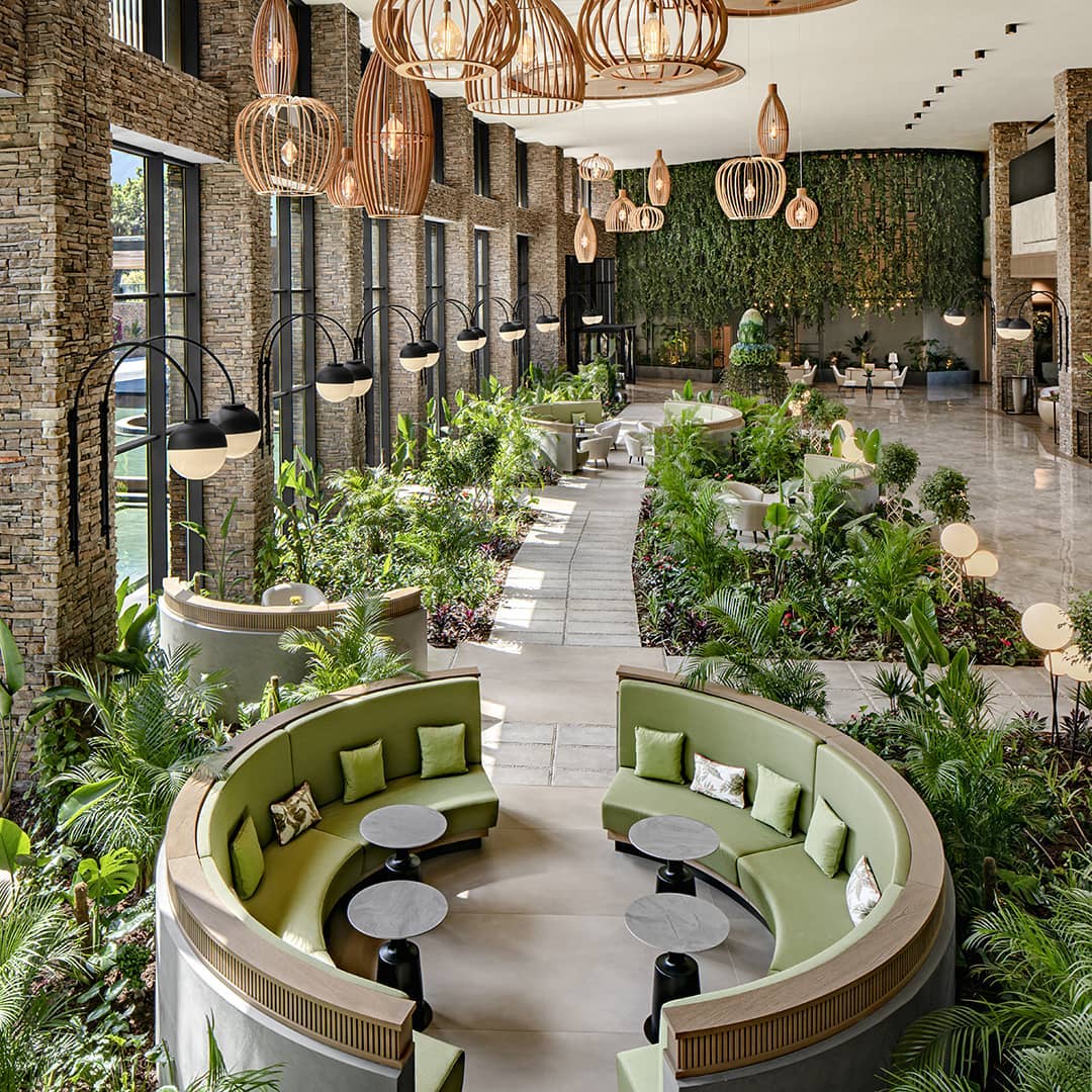 Райські локації, гурманські вишукування та світові зірки: чим здивує Туреччина влітку