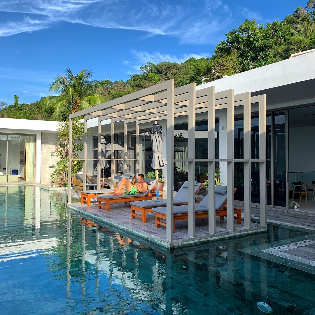 "Схудла на 10 кг": дружина Тищенко поділилася яскравими фото з Таїланду