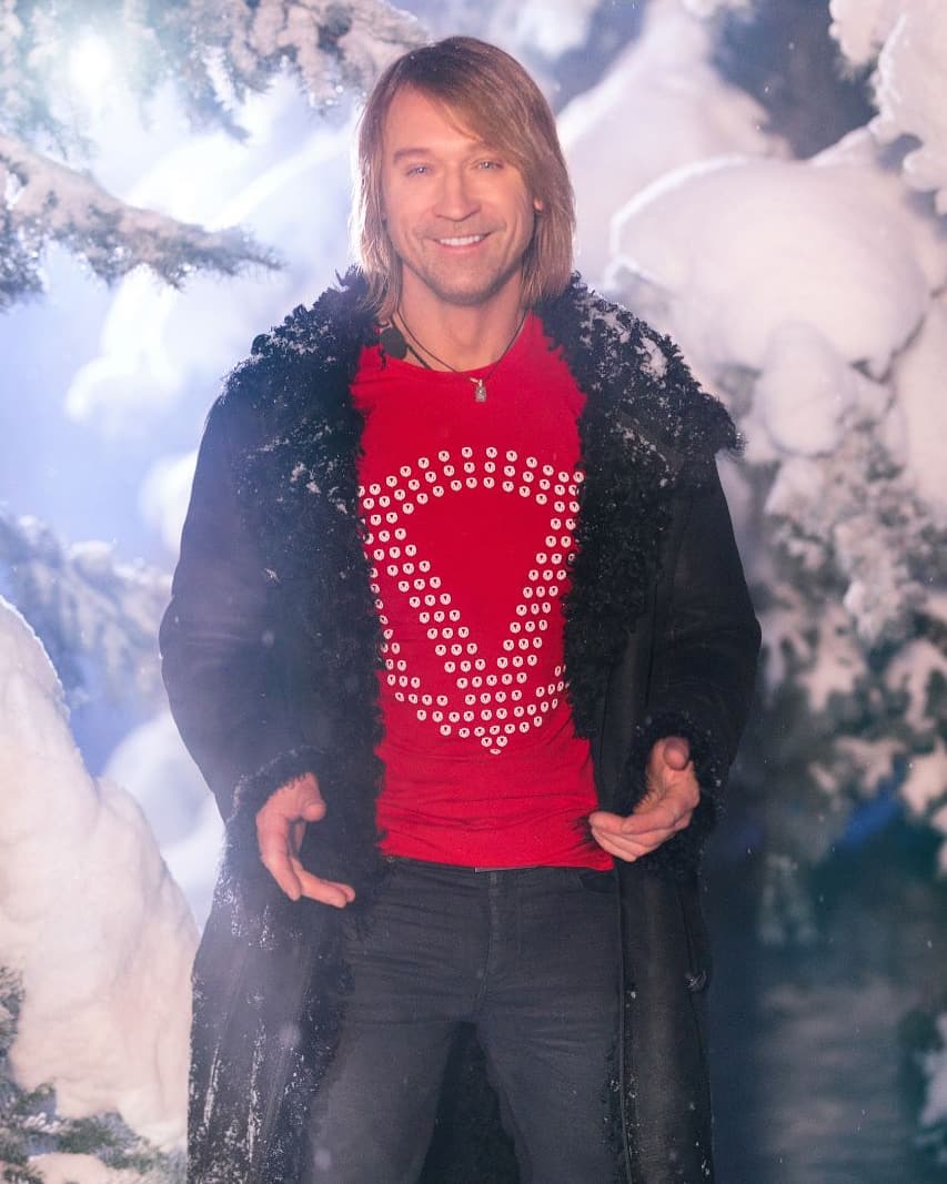 Гайтана, Винник, Мейхер: звезды трогательно поздравили украинцев с Рождеством