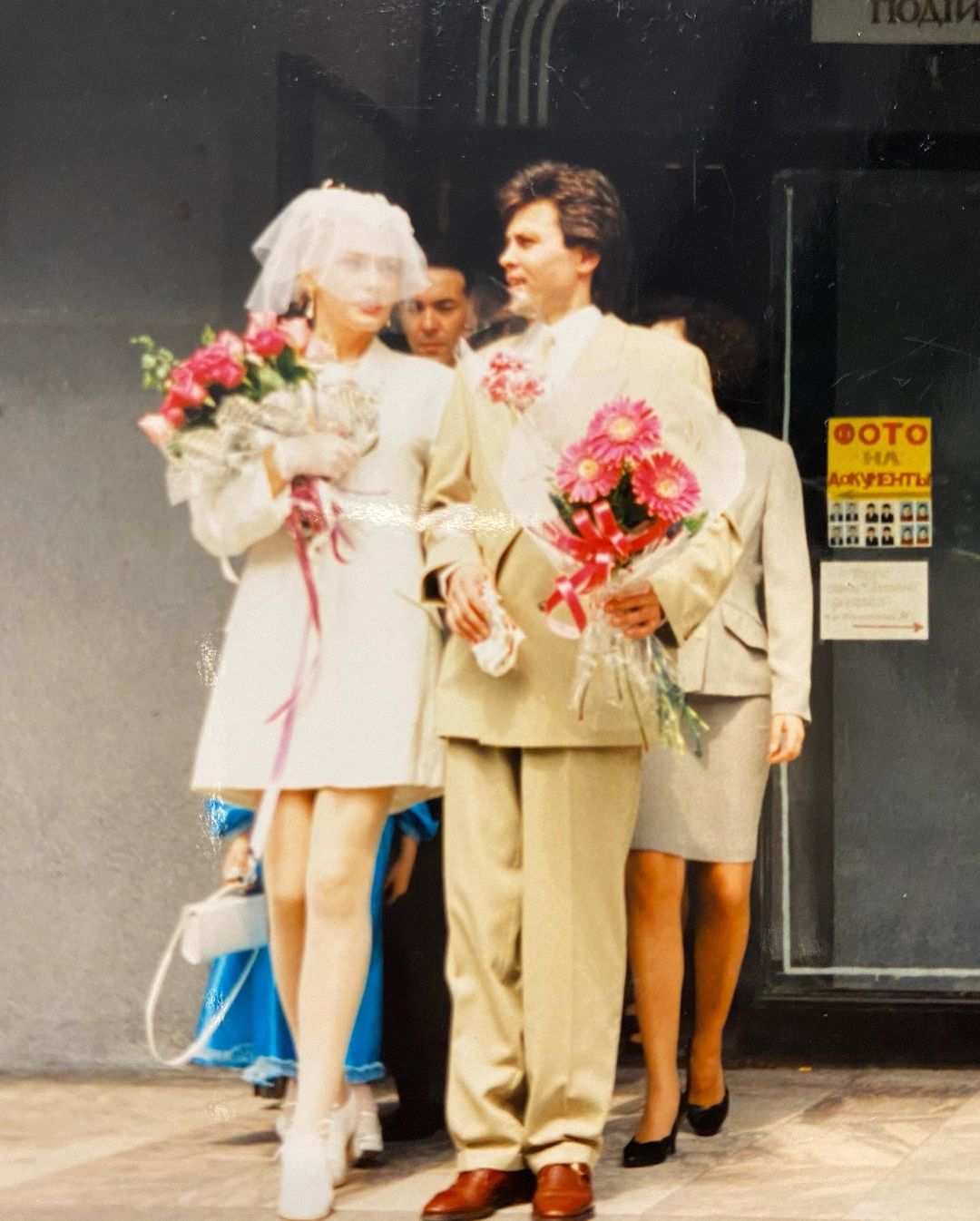 Ольга Сумская показала редкие фото со своей свадьбы: 25 лет, как один день