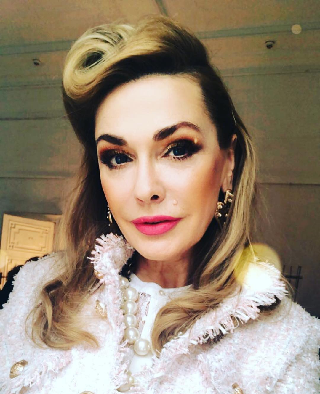 "Ведьма": Ольга Сумская восхитила внешним видом на съемках клипа