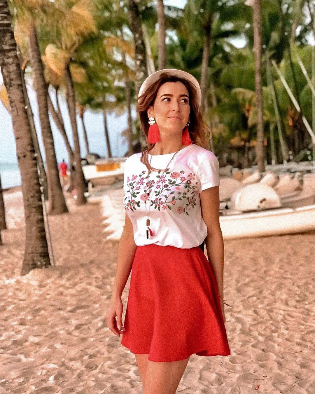 Украинская ведущая спаслась от тюрьмы на Маврикии