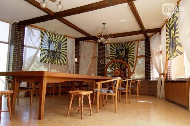 Бывшую дачу Януковича превратили в военный объект: как сейчас выглядит резиденция