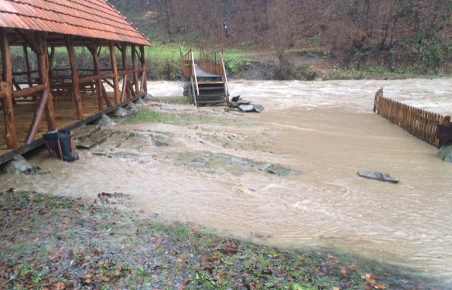 У Закарпатській області фіксують найбільший за 10 років паводок