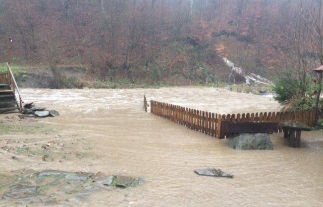 У Закарпатській області фіксують найбільший за 10 років паводок