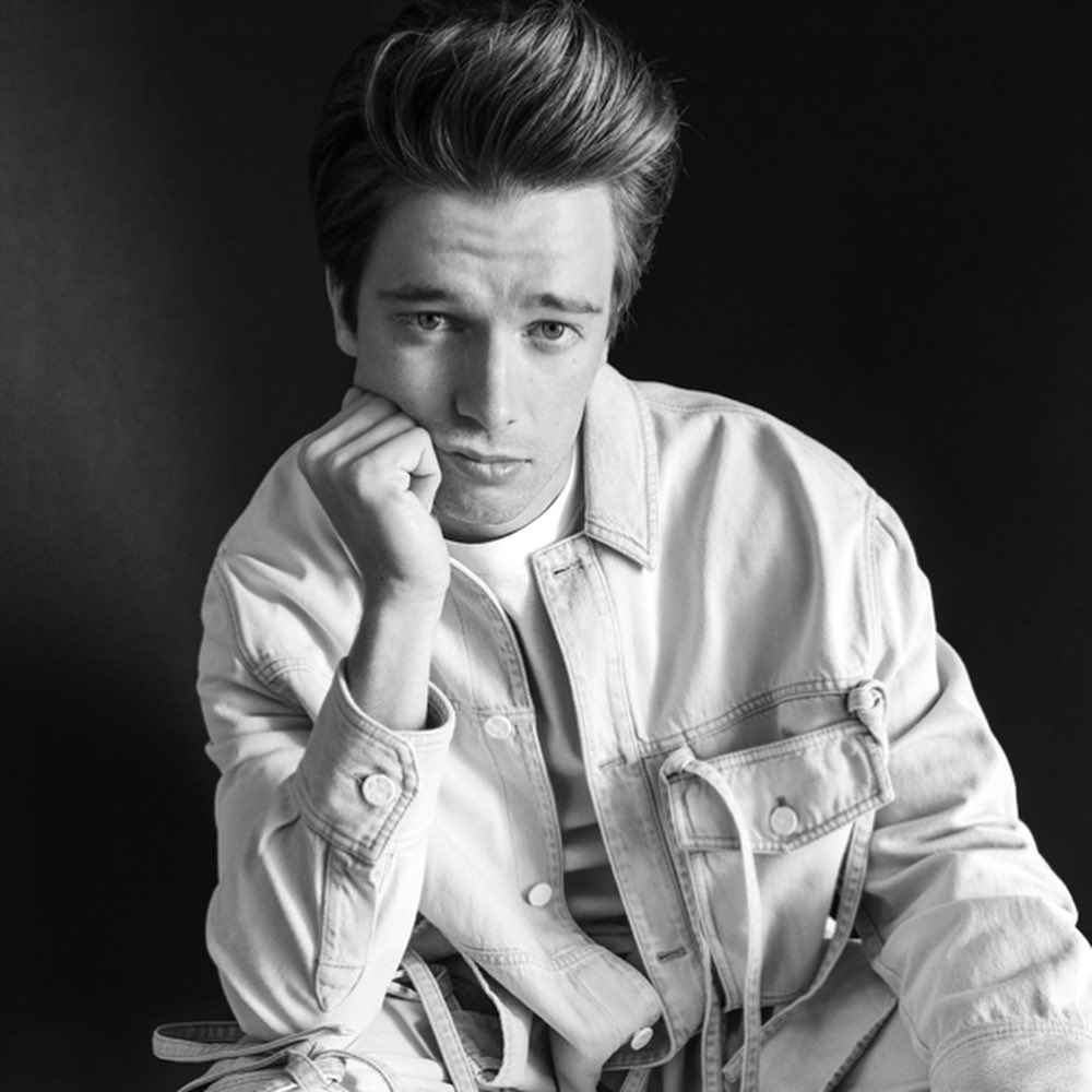 Дівчата, тримайтеся! Топ-5 синів зіркових батьків, які виросли справжніми красенями