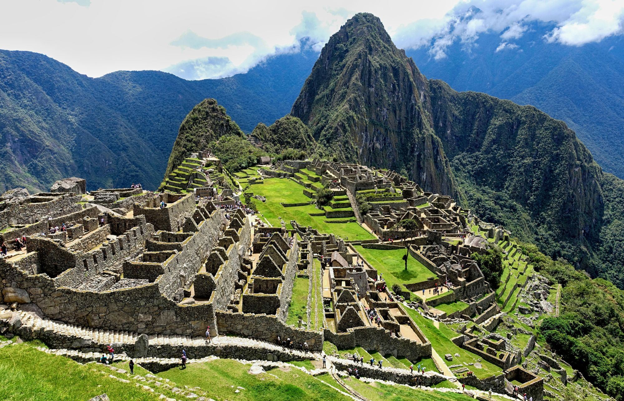 Українець, який відвідав усі країни світу: Одного разу потрапив під ракетний обстріл в Іраку