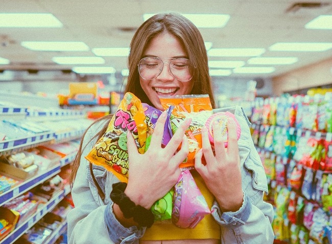 Вороги дієт: 5 шкідливих фуд-звичок, від яких потрібно терміново позбутися