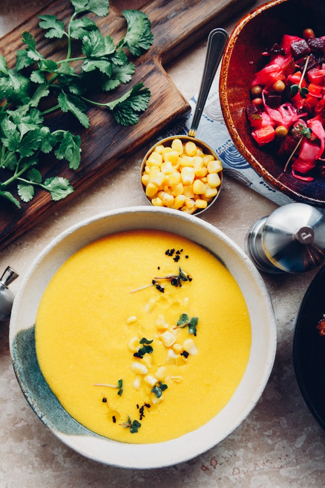 Виключити з раціону: фахівець назвав 3 види їжі, яка забирає енергію