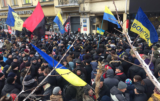 Суд над Саакашвілі: відбулися зіткнення між активістами і поліцією