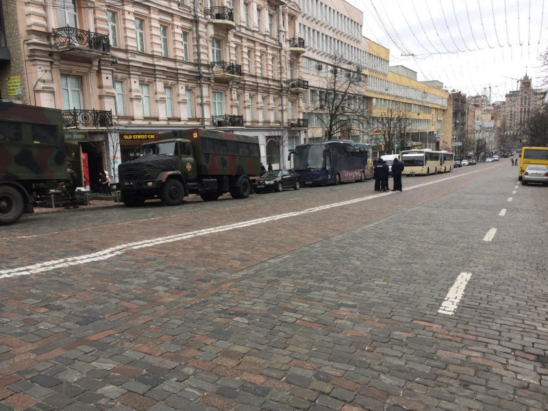 Через масові заходи в центрі Києва перекрито кілька вулиць