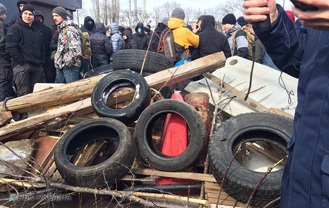 На базу &quot;Азова&quot; прибыли следователи полиции