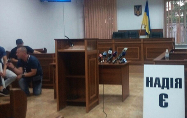 Савченко заявила отвод новой судье, которая рассматривала отвод предыдущей