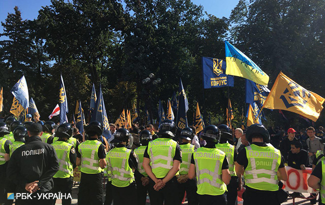 Протесты под Радой: подробности