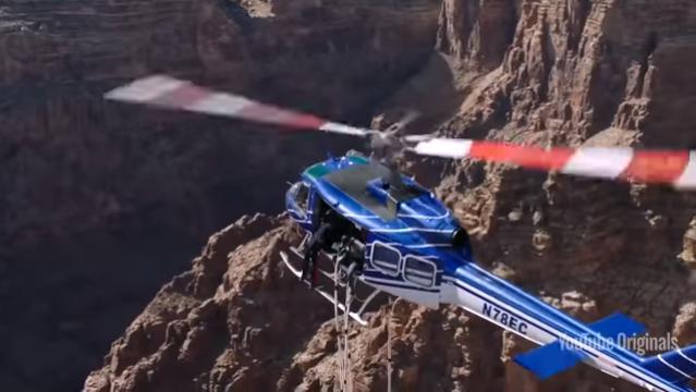 Уилл Смит запечатлел прыжок в Гранд-Каньон