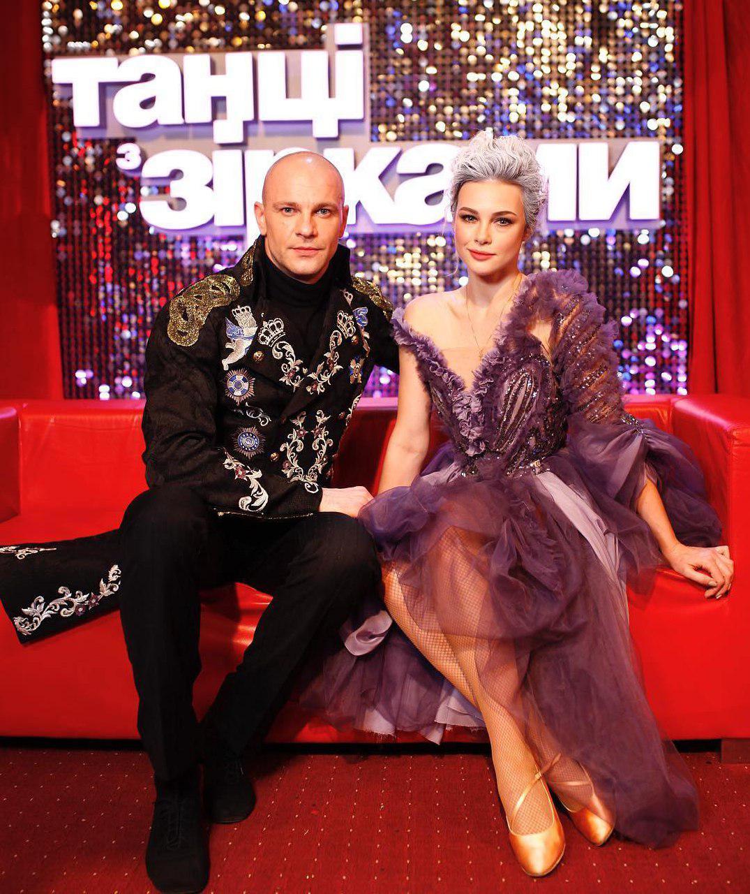 "Несправедливо": в сети отреагировали на уход Вишнякова и Сахневич из Танцев со звездами