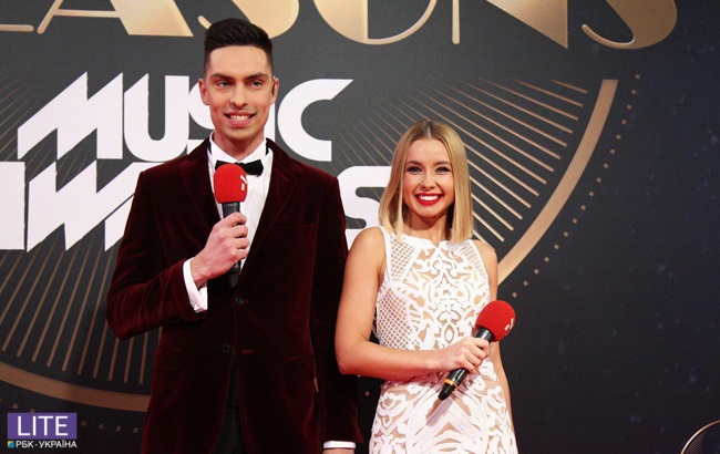 Каменських, Дорофєєва, Джамала: фото з червоної доріжки M1 Music Awards 2018