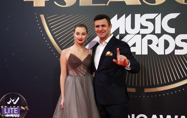 Каменських, Дорофєєва, Джамала: фото з червоної доріжки M1 Music Awards 2018