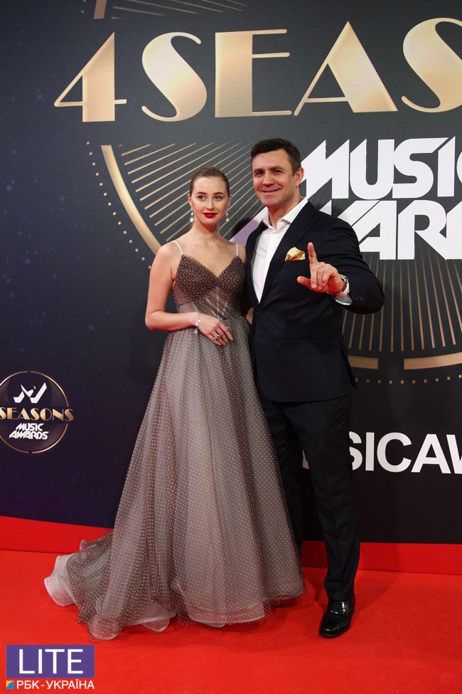Каменських, Дорофєєва, Джамала: фото з червоної доріжки M1 Music Awards 2018