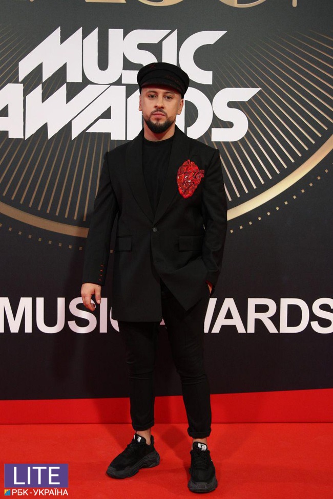 Каменских, Дорофеева, Джамала: фото с красной дорожки M1 Music Awards 2018