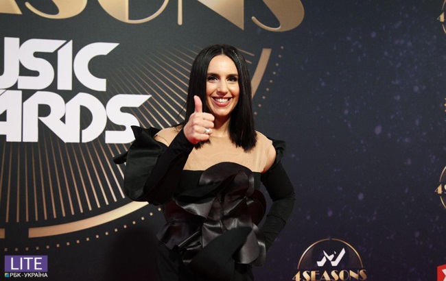 Каменских, Дорофеева, Джамала: фото с красной дорожки M1 Music Awards 2018