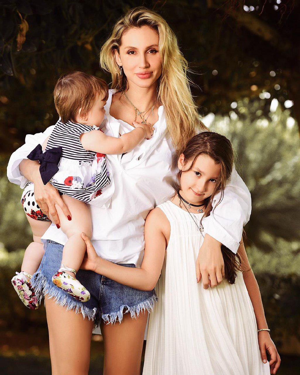 Нарешті: Лобода вперше за довгий час показала однорічну Тільду (фото)