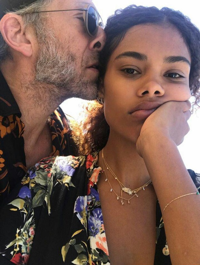 Разом назавжди: Тіна Кунакі засипала мережу фото з коханим чоловіком