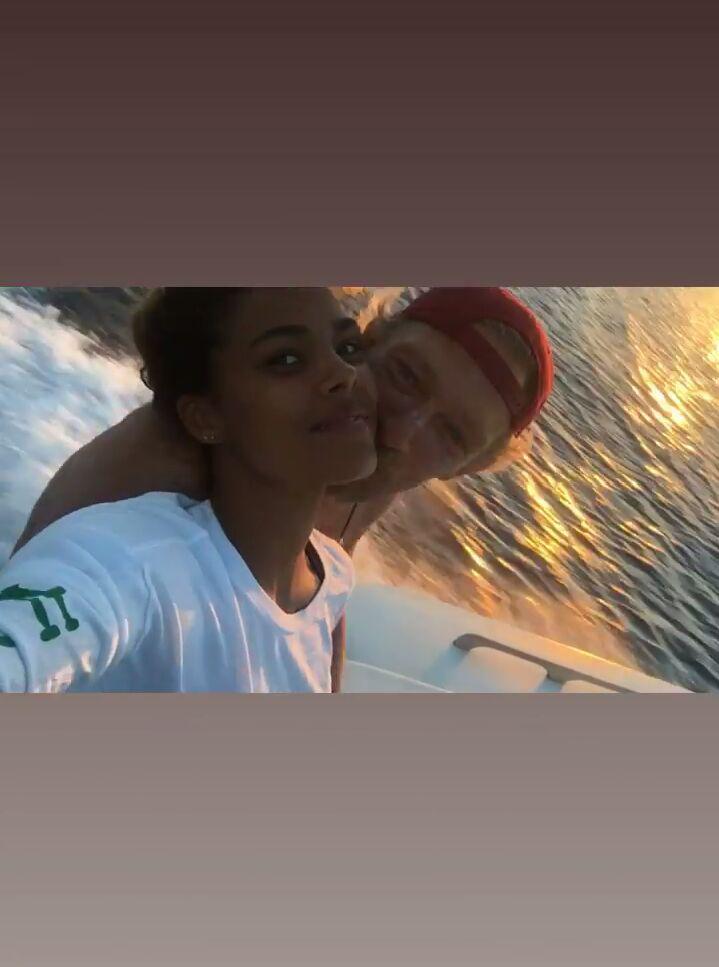 Разом назавжди: Тіна Кунакі засипала мережу фото з коханим чоловіком