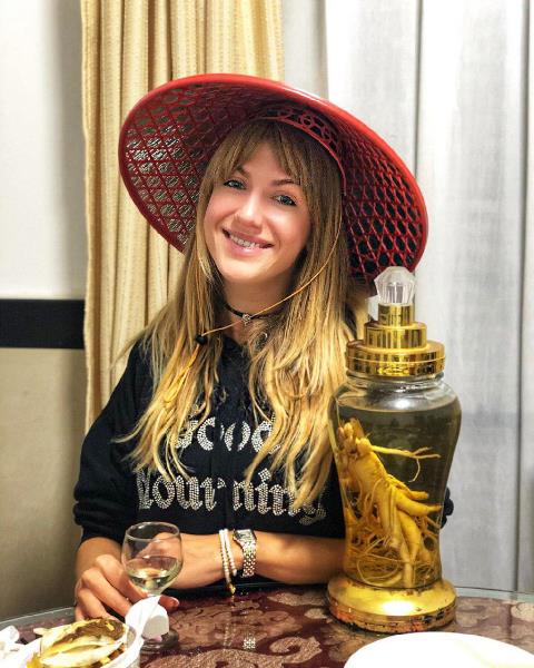 &quot;Меня так вставило&quot;: Никитюк рассказала, как попробовала китайский &quot;наркотик&quot;