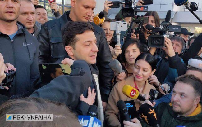 Не розуміє, з ким має справу: блогер про вибір Зеленським клініки для аналізів