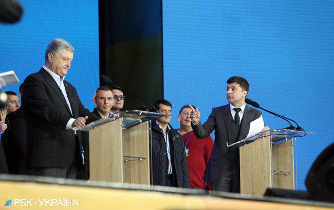 Неспортивный разговор: как прошли дебаты Зеленского и Порошенко на &quot;Олимпийском&quot;