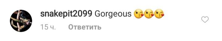 Она идеальна: Алессандра Амбросио в мини-шортах блеснула стройными ножками и железным прессом