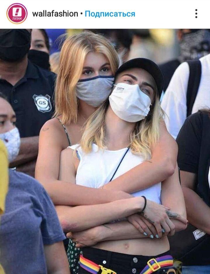 Новая пара? В сети обсуждают романтические отношения Кайи Гербер и Кары Делевинь