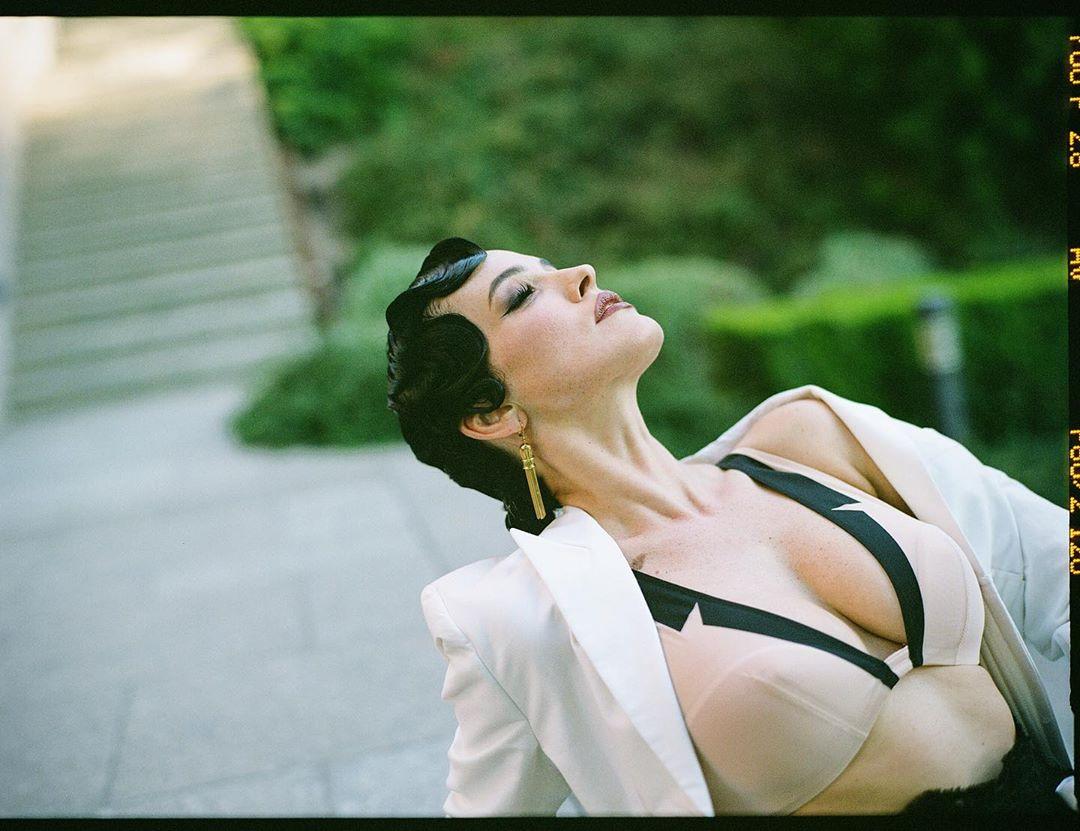 Умопомрачительная: Даша Астафьева произвела фурор в неожиданном образе (фото)