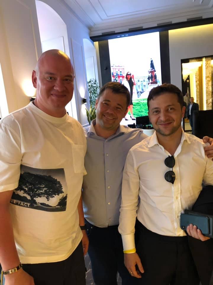 Гумористи не наважилися жартувати над Зеленським на &quot;Лізі сміху&quot; в Одесі (відео)